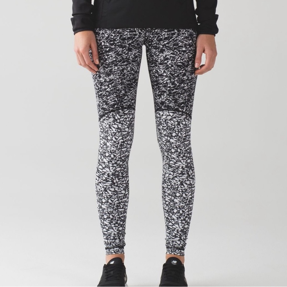 Lululemon Wunder Under High Rise Ice Breaker/Ice Wave Black White Size 6